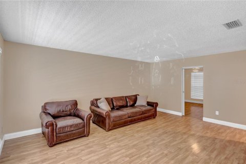Casa en venta en Oviedo, Florida, 3 dormitorios, 155.24 m2 № 2404831 - foto 9