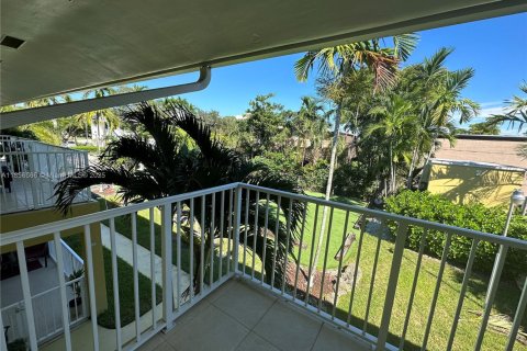 Appartement à louer à Hollywood, Floride № 1878705 - photo 8