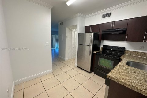 Appartement à louer à Hollywood, Floride № 1878705 - photo 3