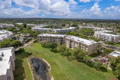 Condominio en venta en Sunrise, Florida, 2 dormitorios, 116.59 m2 № 2153940 - foto 23