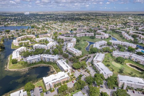 Condominio en venta en Sunrise, Florida, 2 dormitorios, 116.59 m2 № 2153940 - foto 20