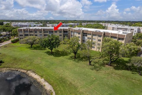 Condominio en venta en Sunrise, Florida, 2 dormitorios, 116.59 m2 № 2153940 - foto 22