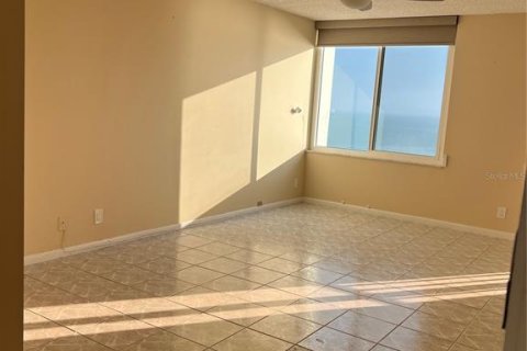Condo in Saint Pete Beach, Florida, 2 bedrooms  № 1684816 - photo 16