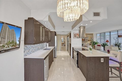 Copropriété à vendre à Aventura, Floride: 2 chambres, 167.22 m2 № 1996594 - photo 5