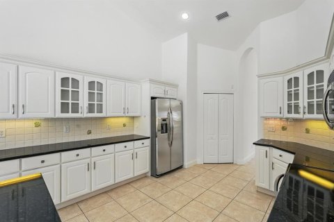 House in Palm Coast, Florida 3 bedrooms, 231.05 sq.m. № 1685206 - photo 16