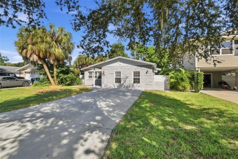 Villa ou maison à vendre à Saint Petersburg, Floride: 3 chambres, 158.21 m2 № 2388913 - photo 2