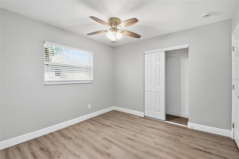 Villa ou maison à vendre à Saint Petersburg, Floride: 3 chambres, 158.21 m2 № 2388913 - photo 25