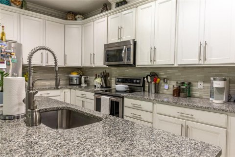 House in Winter Garden, Florida 4 bedrooms, 196.3 sq.m. № 2166982 - photo 6