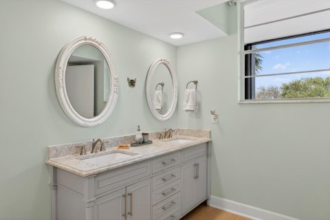 Condo in Indian River Shores, Florida, 3 bedrooms  № 2181854 - photo 23