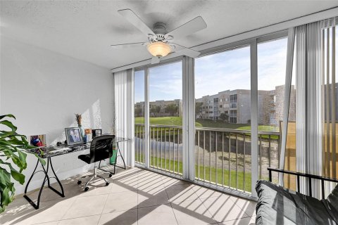 Condominio en venta en Sunrise, Florida, 2 dormitorios, 131.92 m2 № 2173149 - foto 14