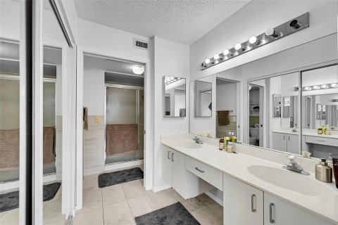 Condominio en venta en Sunrise, Florida, 2 dormitorios, 131.92 m2 № 2173149 - foto 9