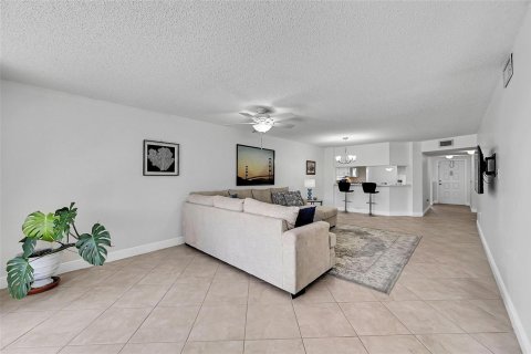 Condominio en venta en Sunrise, Florida, 2 dormitorios, 131.92 m2 № 2173149 - foto 4