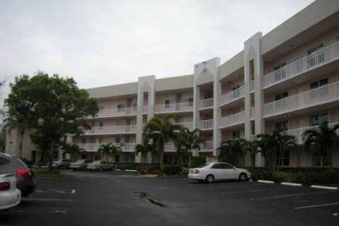 Condominio en venta en Sunrise, Florida, 2 dormitorios, 131.92 m2 № 2173149 - foto 16