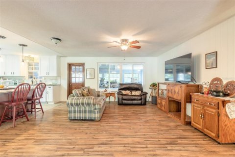 House in Daytona Beach, Florida 4 bedrooms, 178.37 sq.m. № 2394352 - photo 12