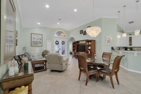 Villa ou maison à vendre à St. Lucie, Floride: 3 chambres, 164.07 m2 № 2082407 - photo 4