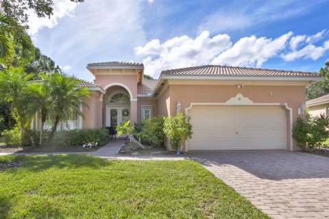 Villa ou maison à St. Lucie, Floride 3 chambres, 164.07 m2 № 2082407