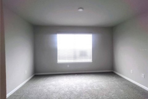 House in VOLANTI in Lutz, Florida 3 bedrooms, 175.4 sq.m. № 2198710 - photo 9