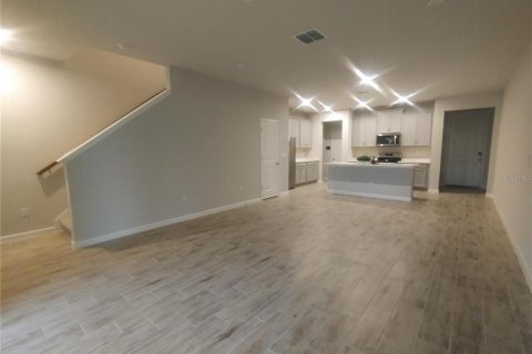 House in VOLANTI in Lutz, Florida 3 bedrooms, 175.4 sq.m. № 2198710 - photo 3