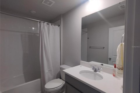 House in VOLANTI in Lutz, Florida 3 bedrooms, 175.4 sq.m. № 2198710 - photo 6