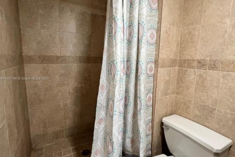 Купить кондоминиум в Норт-Майами, Флорида 2 спальни, 97.55м2, № 2055014 - фото 18