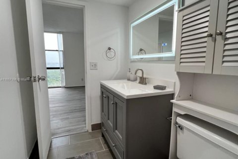 Купить кондоминиум в Норт-Майами, Флорида 2 спальни, 97.55м2, № 2055014 - фото 30