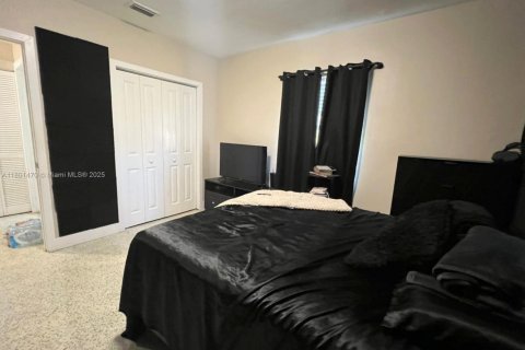 Casa en venta en Homestead, Florida, 5 dormitorios, 148.74 m2 № 1714842 - foto 11