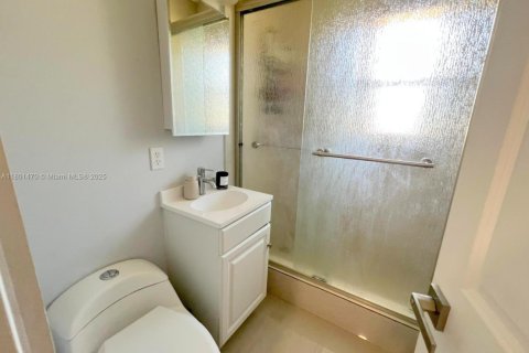 Casa en venta en Homestead, Florida, 5 dormitorios, 148.74 m2 № 1714842 - foto 18