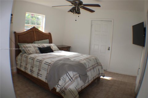 House in Homestead, Florida 3 bedrooms, 154.22 sq.m. № 1948246 - photo 8