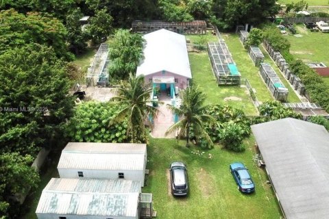 House in Homestead, Florida 3 bedrooms, 154.22 sq.m. № 1948246 - photo 2