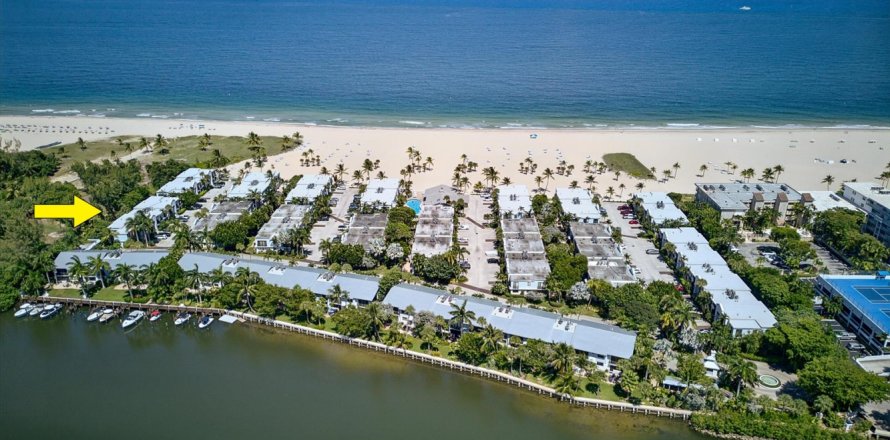 Condo in Fort Lauderdale, Florida, 2 bedrooms  № 2317833