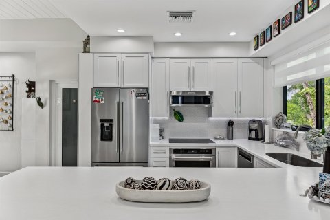 Condo in Fort Lauderdale, Florida, 2 bedrooms  № 2317833 - photo 6