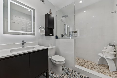 Condo in Fort Lauderdale, Florida, 2 bedrooms  № 2317833 - photo 18