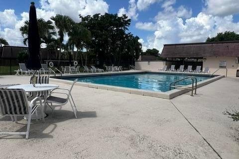 Touwnhouse à louer à Boca Raton, Floride: 2 chambres, 119.29 m2 № 2390168 - photo 25