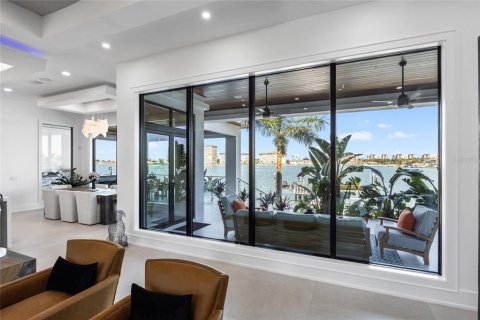 Villa ou maison à vendre à Saint Petersburg, Floride: 4 chambres, 419.08 m2 № 2123272 - photo 26