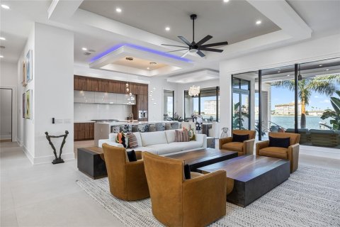 Villa ou maison à vendre à Saint Petersburg, Floride: 4 chambres, 419.08 m2 № 2123272 - photo 19