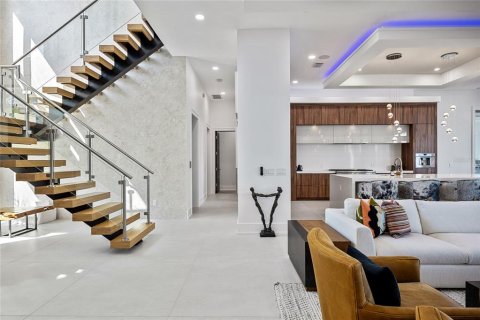 Villa ou maison à vendre à Saint Petersburg, Floride: 4 chambres, 419.08 m2 № 2123272 - photo 13