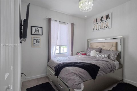 Купить таунхаус в Майами, Флорида 1 комната, 130.34м2, № 2047947 - фото 18