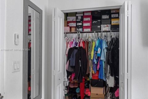 Купить таунхаус в Майами, Флорида 1 комната, 130.34м2, № 2047947 - фото 20