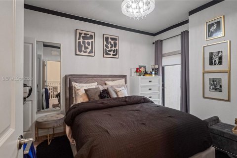 Купить таунхаус в Майами, Флорида 1 комната, 130.34м2, № 2047947 - фото 16