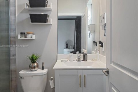 Купить таунхаус в Майами, Флорида 1 комната, 130.34м2, № 2047947 - фото 9