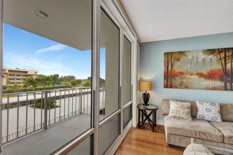 Купить кондоминиум в Норт-Палм-Бич, Флорида 2 спальни, 106.19м2, № 2056778 - фото 14