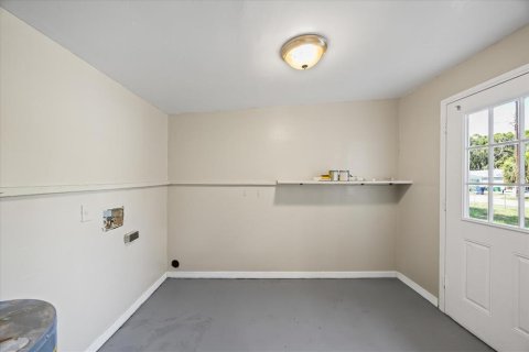 House in Tampa, Florida 3 bedrooms, 97.92 sq.m. № 1761460 - photo 23