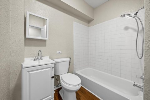 House in Tampa, Florida 3 bedrooms, 97.92 sq.m. № 1761460 - photo 16