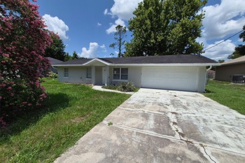 House in Summerfield, Florida 3 bedrooms, 89.19 sq.m. № 2150737
