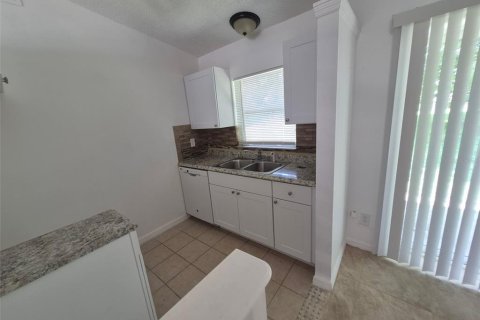 Купить виллу или дом в Саммерфилд, Флорида 4 комнаты, 89.19м2, № 2150737 - фото 8