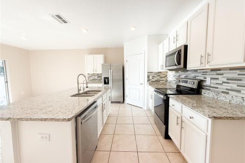 House in Haines City, Florida 4 bedrooms, 173.45 sq.m. № 1884362 - photo 4