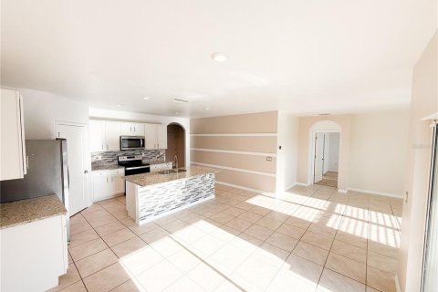 House in Haines City, Florida 4 bedrooms, 173.45 sq.m. № 1884362 - photo 7