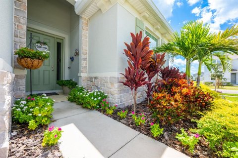 House in Wesley Chapel, Florida 4 bedrooms, 191.1 sq.m. № 1879964 - photo 3