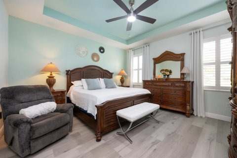 House in Wesley Chapel, Florida 4 bedrooms, 191.1 sq.m. № 1879964 - photo 18