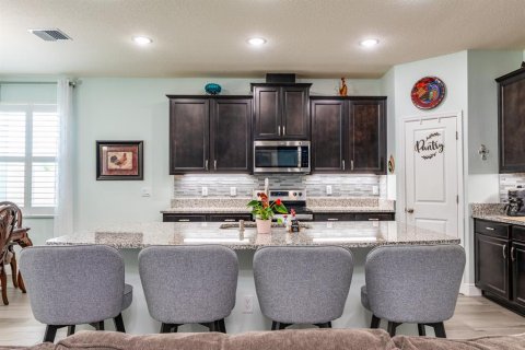 House in Wesley Chapel, Florida 4 bedrooms, 191.1 sq.m. № 1879964 - photo 8